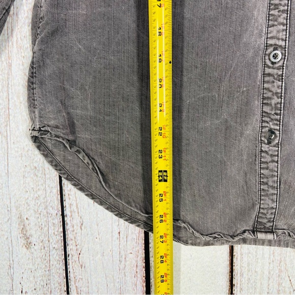 Anthropologie Pilcro Shirt Womens XS Gray Acid Wash Long Sleeve Button Up - Picture 5 of 9